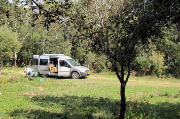 JB Kampeerautos